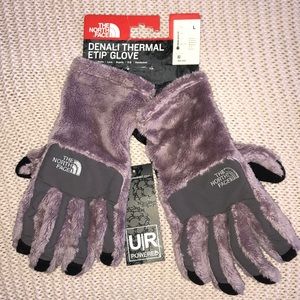 BNWT THE NORTHFACE Denali Thermal ETIP Glove